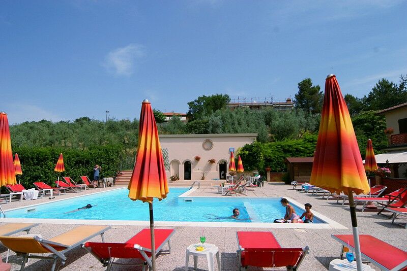 Hotel Le Renaie Сан Джиминяно Екстериор снимка